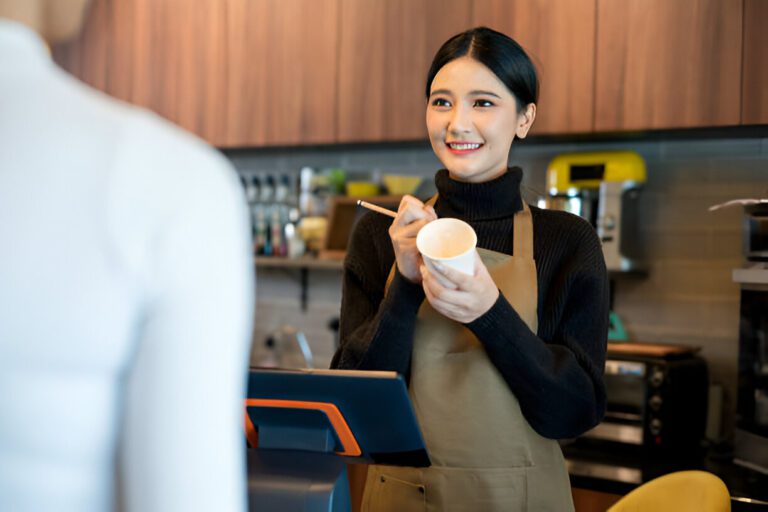 The Ultimate Guide to Ari: 24 Hippest Cafes & Eateries 2025