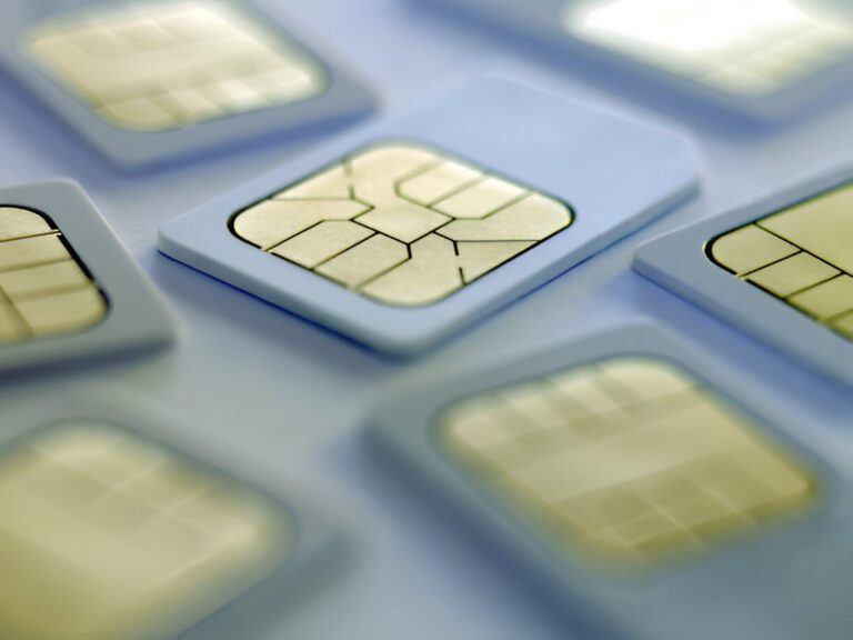 How to Get a Thai SIM Card: The Best Mobile Plans for Expats 2025