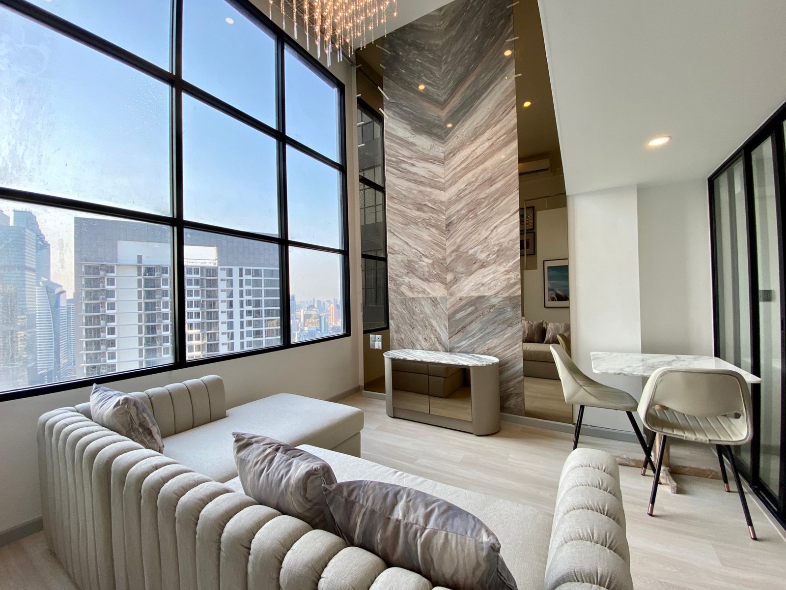 Knightsbridge Prime Sathorn