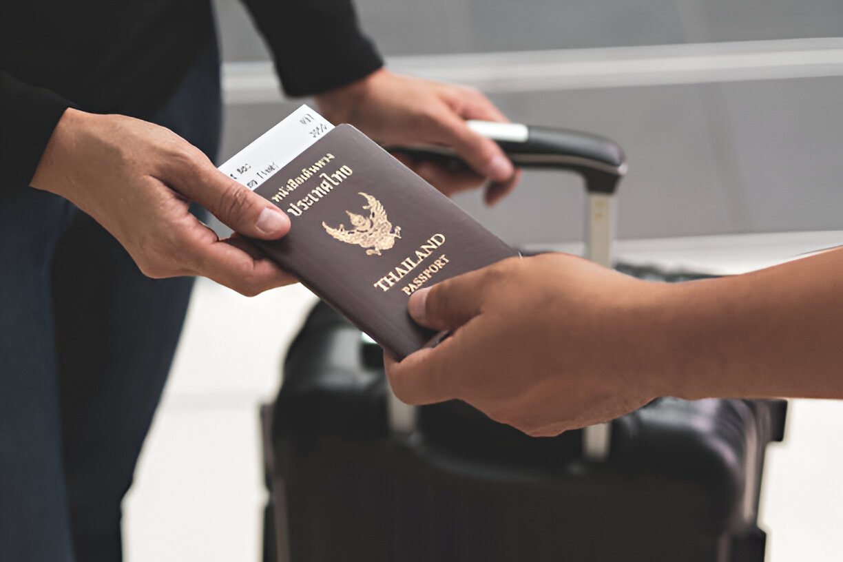 For the Working Professional: The Non-Immigrant 'B' Visa