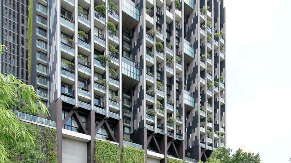 The Met Sathorn The Vertical Community